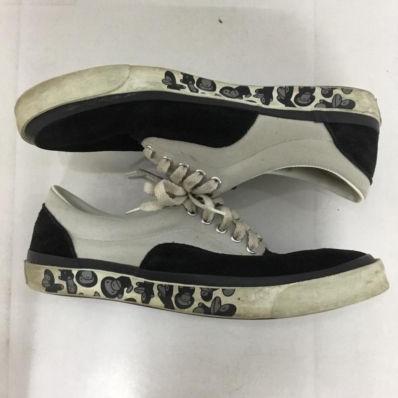 アベイシングエイプ A BATHING APE スニーカー スニーカー BAPE 28cm 28.0cm ロゴ、文字 灰 / グレー / X 黒 / ブラック /  メンズ USED 古着 中古 10145610