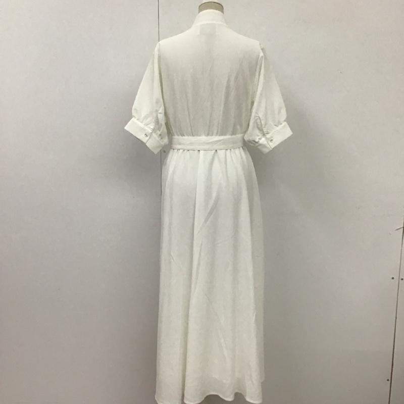 ジュエティ jouetie ワンピース ロングスカート 半袖ロングワンピース 花柄 フレアスカート M ロゴ、文字 白 / ホワイト /  レディース USED 古着 中古 10114520