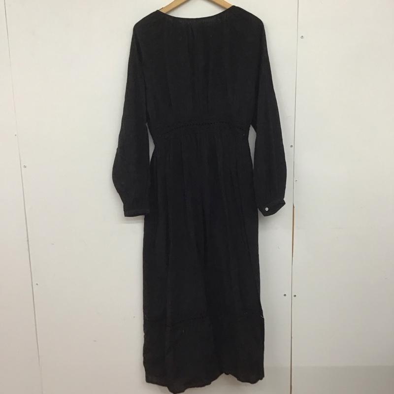 アングリッド Ungrid ワンピース ロングスカート 長袖ロングワンピース フロントボタン シャツワンピース FREE 花柄 黒 / ブラック /  レディース USED 古着 中古 10147096