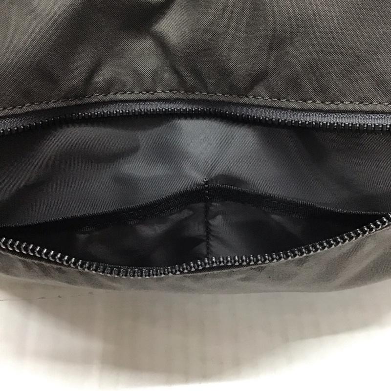ポーター PORTER ショルダーバッグ ショルダーバッグ サコッシュ ロゴ、文字 灰 / グレー /  レディース USED 古着 中古 10115847