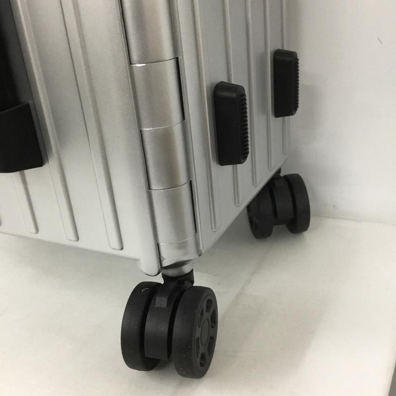 アンドフラット &.FLAT スーツケース、トランク スーツケース、トランク FL14-4-00001 折りたたみ ハードキャリーバッグ キャリーケース 箱有 ロゴ、文字 銀 / シルバー /  メンズ USED 古着 中古 10137517