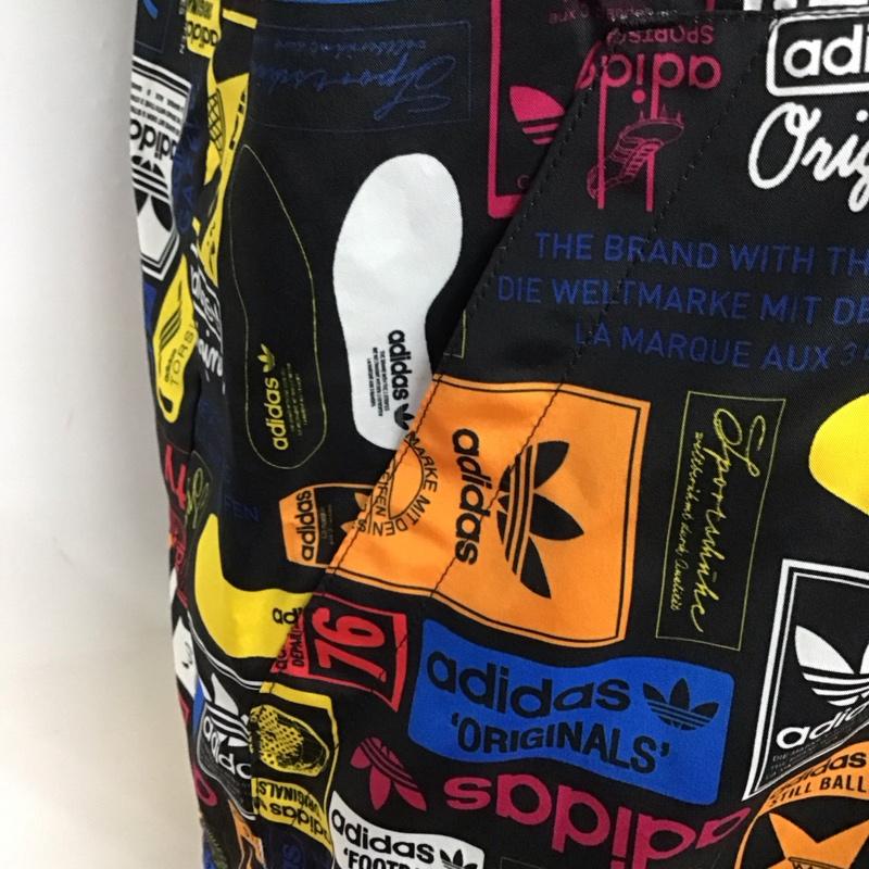 アディダスオリジナルス adidas originals パーカー 長袖 az1173 グラフィックマルチウィンドブレーカー ジップアップアップパーカー M プリント マルチカラー / マルチカラー /  メンズ USED 古着 中古 10123620