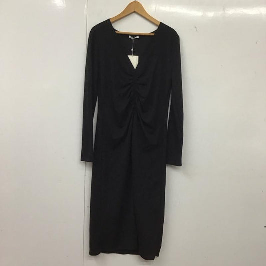 ザラ ZARA ワンピース ロングスカート 5580 001 800 フロントギャザー 長袖 Vネック タグ付き S 無地 黒 / ブラック /  レディース USED 古着 中古 10139401