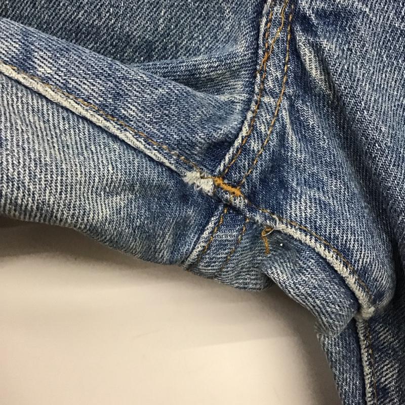 リーバイス Levi s パンツ デニム、ジーンズ デニムパンツ ワイドパンツ カジュアルパンツ 無地 インディゴ / インディゴ /  メンズ USED 古着 中古 10145303