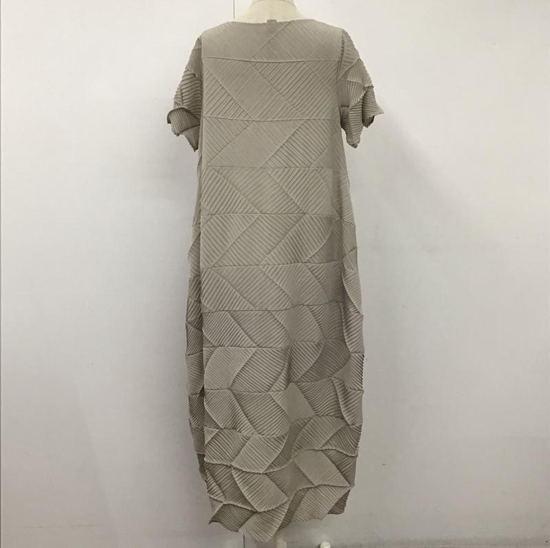 パターントルソ patterntorso ワンピース ロングスカート 半袖ロングワンピース フレアスカート Vネック 無地 灰 / グレー /  レディース USED 古着 中古 10116329