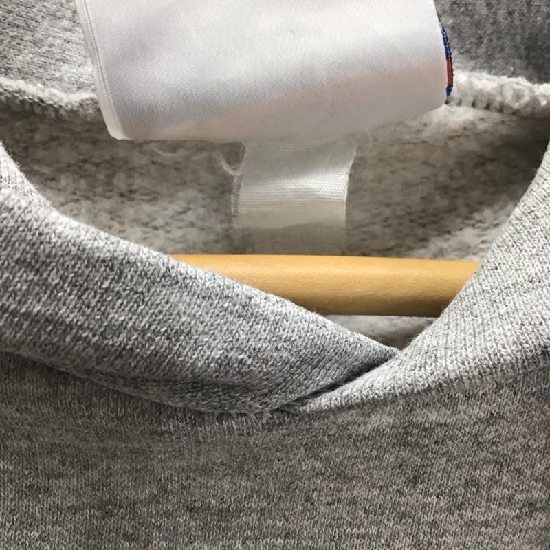 チャンピオン Champion パーカー 長袖 長袖パーカー プルオーバーパーカー スウェット M ロゴ、文字 灰 / グレー /  メンズ USED 古着 中古 10148482