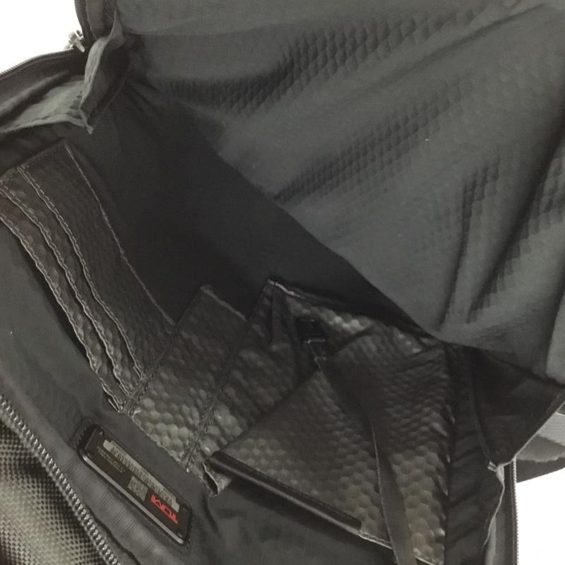 トゥミ TUMI リュックサック、デイパック リュックサック、デイバッグ 232682D ALPHA BRAVO DAVIS BACKPACK ロゴ、文字 黒 / ブラック /  メンズ USED 古着 中古 10148842