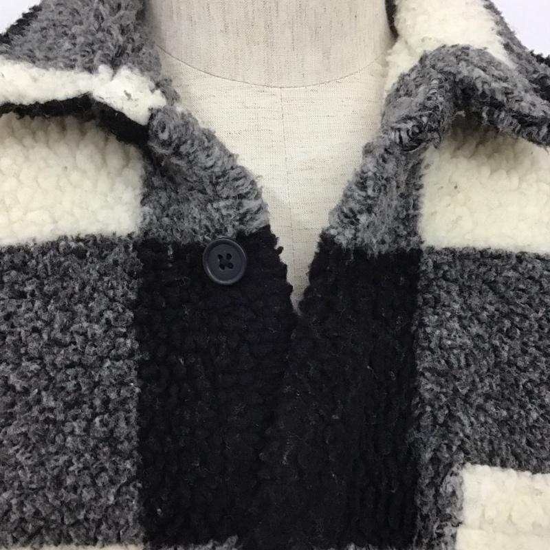 ザラ ZARA ジャケット、上着 ジャンパー、ブルゾン フリースジャケット カラージャケット チェックシャツ 前ボタン L チェック 白 / ホワイト / X 黒 / ブラック /  メンズ USED 古着 中古 10108685