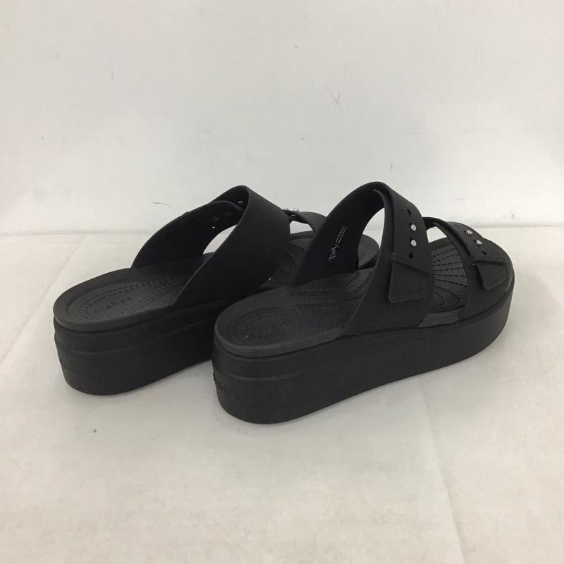 クロックス crocs サンダル サンダル ブルックリン サンダル ロー ウェッジ 7 ロゴ、文字 黒 / ブラック /  レディース USED 古着 中古 10141043