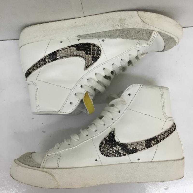 ナイキ NIKE スニーカー スニーカー DA8736-100 WMNS BLAZER MID 77 SE 23.0cm ロゴ、文字 白 / ホワイト /  レディース USED 古着 中古 10133953