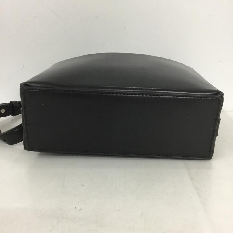 スライ SLY ショルダーバッグ ショルダーバッグ 030ESA02-6390 フェイクレザー ミニバッグ FREE 無地 黒 / ブラック /  レディース USED 古着 中古 10140479