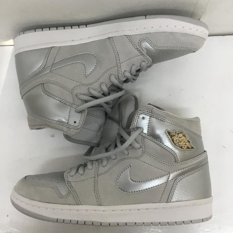 ナイキ NIKE スニーカー スニーカー 136060-001　エアジョーダン１　AIR JORDAN 1 2001 ADDITION 25.5cm ロゴ、文字 銀 / シルバー /  メンズ USED 古着 中古 10112686