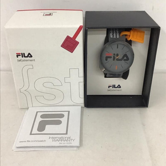 フィラ FILA 腕時計 アナログ（クォーツ式） 38-199 シリコンベルト 箱有 ロゴ、文字 灰 / グレー /  レディース USED 古着 中古 10134458