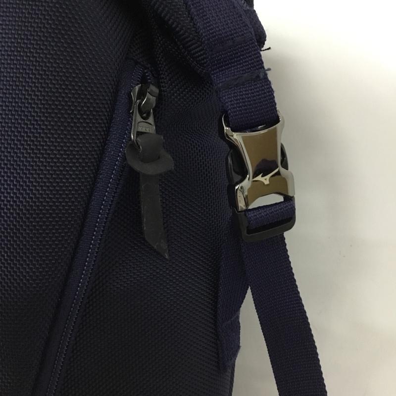 ミズノ MIZUNO リュックサック、デイパック リュックサック、デイバッグ 33GD2002 バックパック ワンポイント 紺 / ネイビー /  メンズ USED 古着 中古 10144345