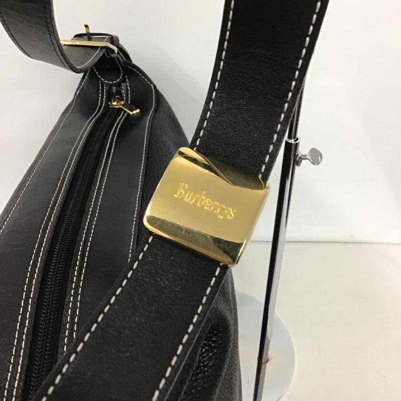 バーバリーズ BURBERRYS ショルダーバッグ ショルダーバッグ ロゴ、文字 黒 / ブラック /  レディース USED 古着 中古 10141049