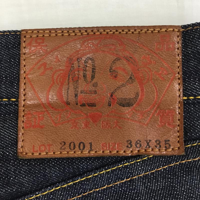 エヴィス EVISU パンツ デニム、ジーンズ 36 ロゴ、文字 インディゴ / インディゴ /  メンズ USED 古着 中古 10144216
