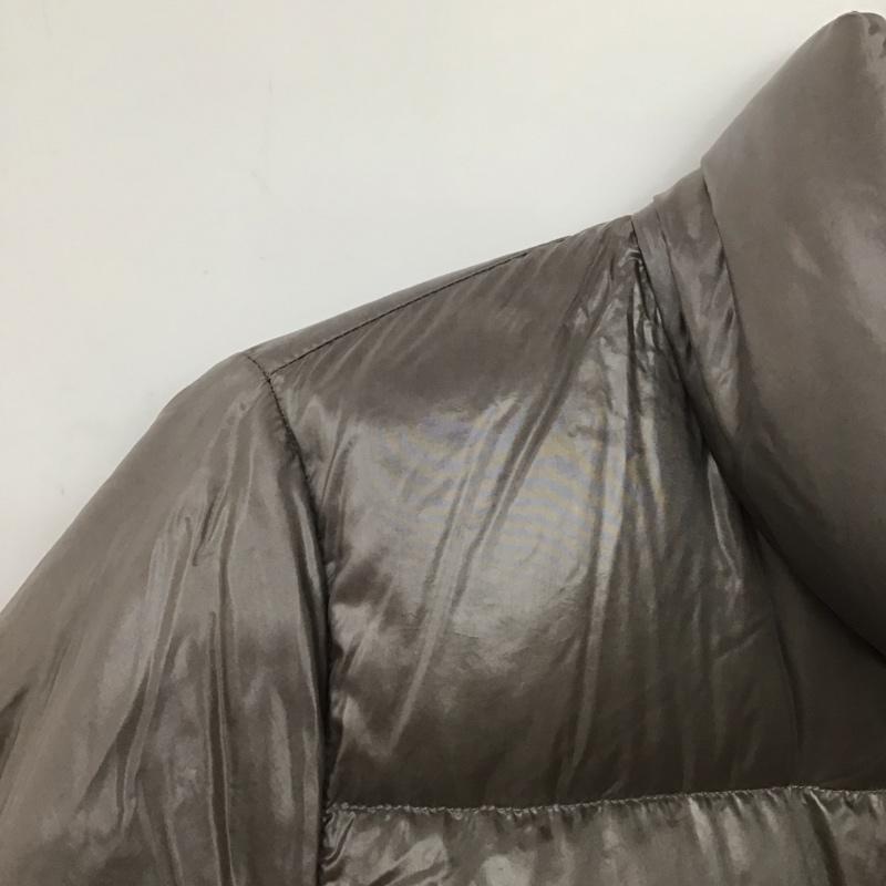 ユニクロ UNIQLO ジャケット、上着 ダウンジャケット 211-450456 ウルトラライトダウンシャイニーボリュームジャケット フェザー L 無地 灰 / グレー /  レディース USED 古着 中古 10147746
