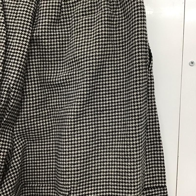 ニコアンド niko and... パンツ ワークパンツ、ペインターパンツ ワイドパンツ カジュアルパンツ ワークパンツ 3 総柄 白 / ホワイト / X 黒 / ブラック /  レディース USED 古着 中古 10143785