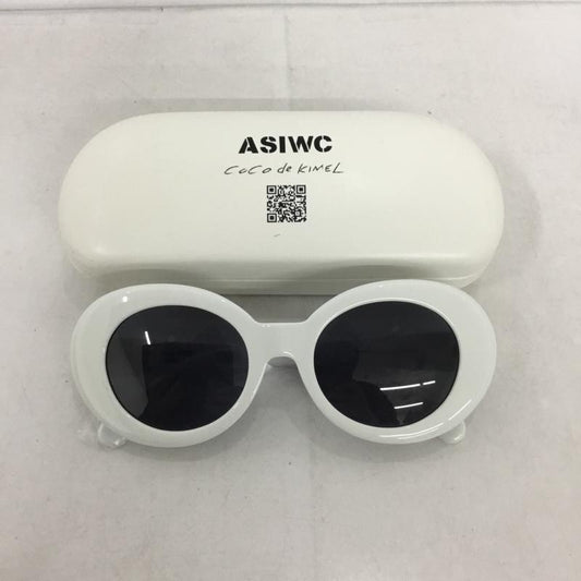 ASIWC ASIWC めがね・サングラス サングラス COCO DE KIMEL ケース付き ロゴ、文字 白 / ホワイト / X 黒 / ブラック /  レディース USED 古着 中古 10145505