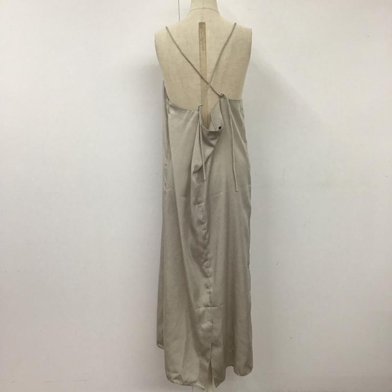 カスタネ Kastane ワンピース ロングスカート ノースリーブワンピース ロングワンピース フレアワンピース 無地 灰 / グレー /  レディース USED 古着 中古 10113266