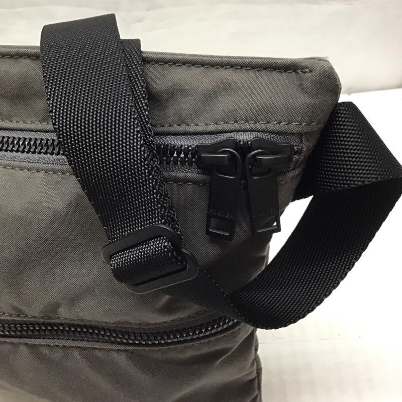 ポーター PORTER ショルダーバッグ ショルダーバッグ サコッシュ ロゴ、文字 灰 / グレー /  レディース USED 古着 中古 10115847