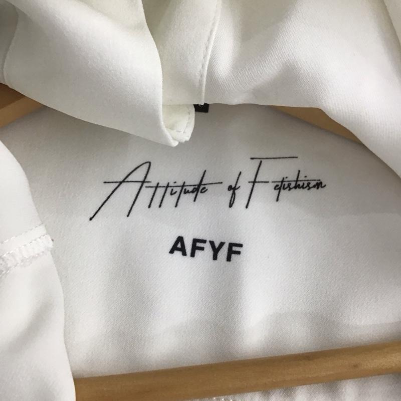 エーエフワイエフ AFYF シャツ、ブラウス 長袖 長袖シャツ プリントシャツ ストレッチシャツ プリント 白 / ホワイト /  メンズ USED 古着 中古 10143239