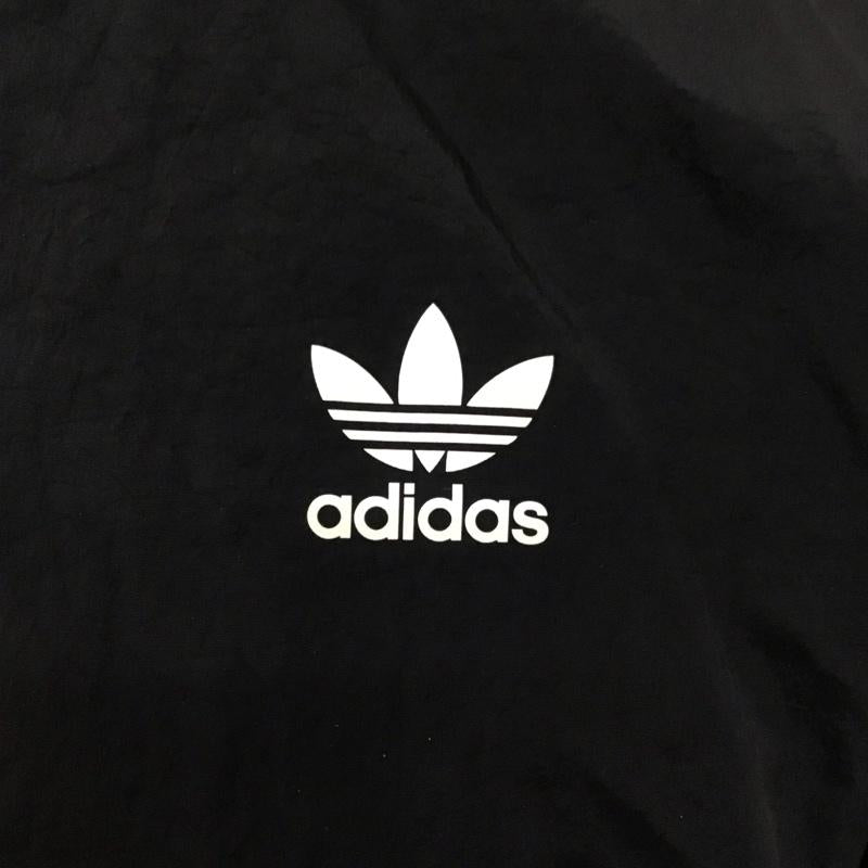 アディダス adidas ジャケット、上着 ジャンパー、ブルゾン gd2553 ナイロンジャケット ジップアップジャケット パーカー M ロゴ、文字 黒 / ブラック /  メンズ USED 古着 中古 10123610
