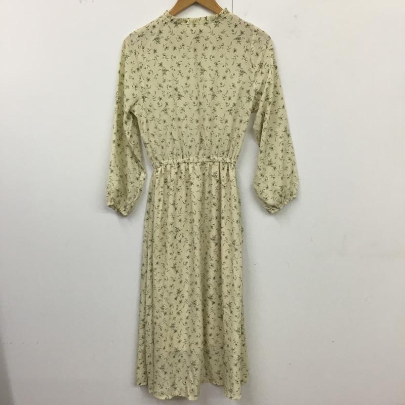 ショコラ フィネ ローブ chocol raffine robe ワンピース ロングスカート 長袖ワンピース フレアワンピース ウエスト切り替えワンピース FREE プリント マルチカラー / マルチカラー /  レディース USED 古着 中古 10119024