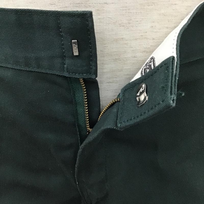 ディッキーズ Dickies パンツ ワークパンツ、ペインターパンツ センタータックパンツ ワイドパンツ ワークパンツ カジュアルジーンズ 30インチ 無地 緑 / グリーン /  メンズ USED 古着 中古 10105594