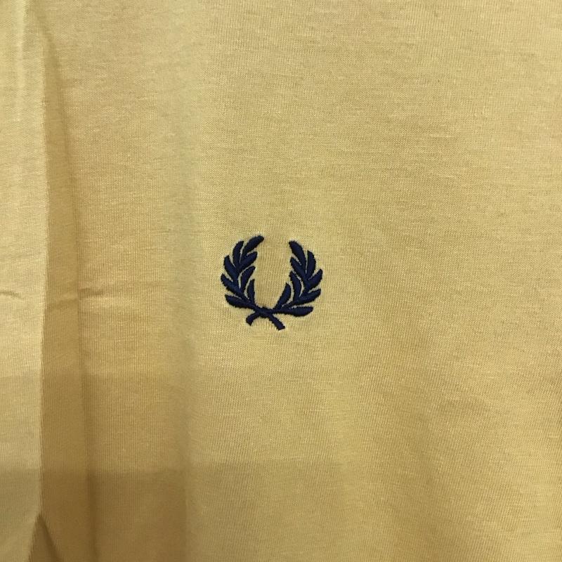 フレッドペリー FRED PERRY Tシャツ 半袖 M ロゴ、文字 マスタード / マスタード /  メンズ USED 古着 中古 10134512