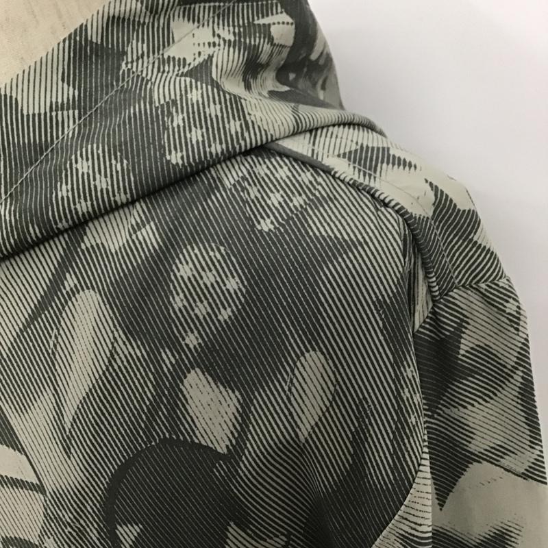リーバイス Levi s ジャケット、上着 ジャンパー、ブルゾン ジップアップジャケット ジャンパー アウター ナイロンジャケット L カモフラージュ柄・迷彩 カーキ / カーキ /  メンズ USED 古着 中古 10105618