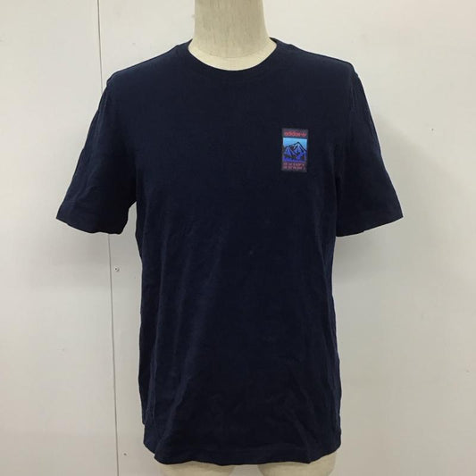 アディダス adidas Tシャツ 半袖 GP1116 AdiploreGraphicTee 半袖カットソー プリントTシャツ L プリント 紺 / ネイビー /  メンズ USED 古着 中古 10110397