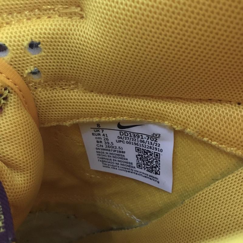 ナイキ NIKE スニーカー スニーカー DD1391-702 DUNK LOW RETRO 26cm 26.0cm ロゴ、文字 ボルドー / ボルドー / X 黄 / イエロー /  メンズ USED 古着 中古 10142829