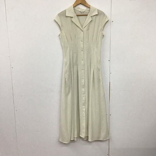 マウジー MOUSSY ワンピース ロングスカート 010FSS30-2020 WAIST TUCK SHIRT DRESS フレンチスリーブ 襟付き 1 無地 オフホワイト / オフホワイト /  レディース USED 古着 中古 10142267