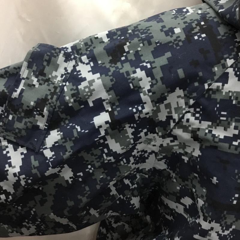 古着 USED ジャケット、上着 ジャケット、ブレザー 8415-01-539-9916 USネイビー ミリタリー GORE TEX L カモフラージュ柄・迷彩 紺 / ネイビー / X 灰 / グレー / X ダークグレー / ダークグレー /  メンズ USED 古着 中古 10109683
