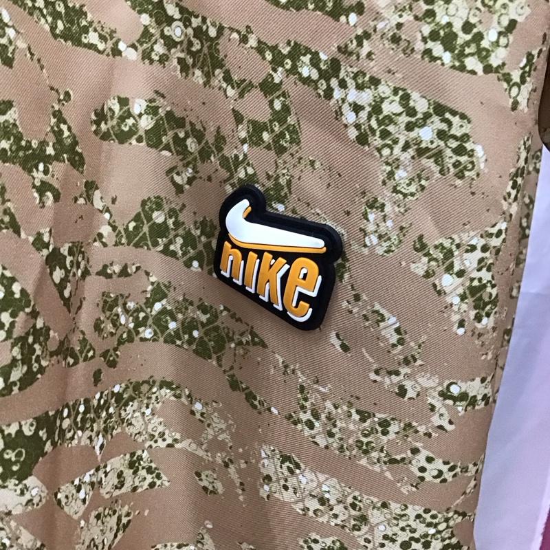 ナイキ NIKE シャツ、ブラウス 半袖 dx3638-126 半袖シャツ スポーツウェア プリントシャツ XXL ロゴ、文字 マルチカラー / マルチカラー /  メンズ USED 古着 中古 10114368