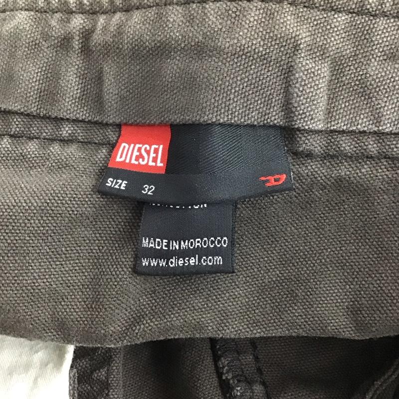 ディーゼル DIESEL パンツ ショートパンツ ショートパンツ ハーフパンツ カジュアルパンツ 32インチ ロゴ、文字 ダークグレー / ダークグレー /  メンズ USED 古着 中古 10147002