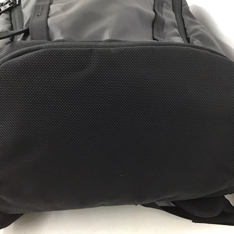 ザノースフェイス THE NORTH FACE リュックサック、デイパック リュックサック、デイバッグ NF0A3KWN STRATOLINER PACK バックパック ロゴ、文字 黒 / ブラック /  メンズ USED 古着 中古 10132483