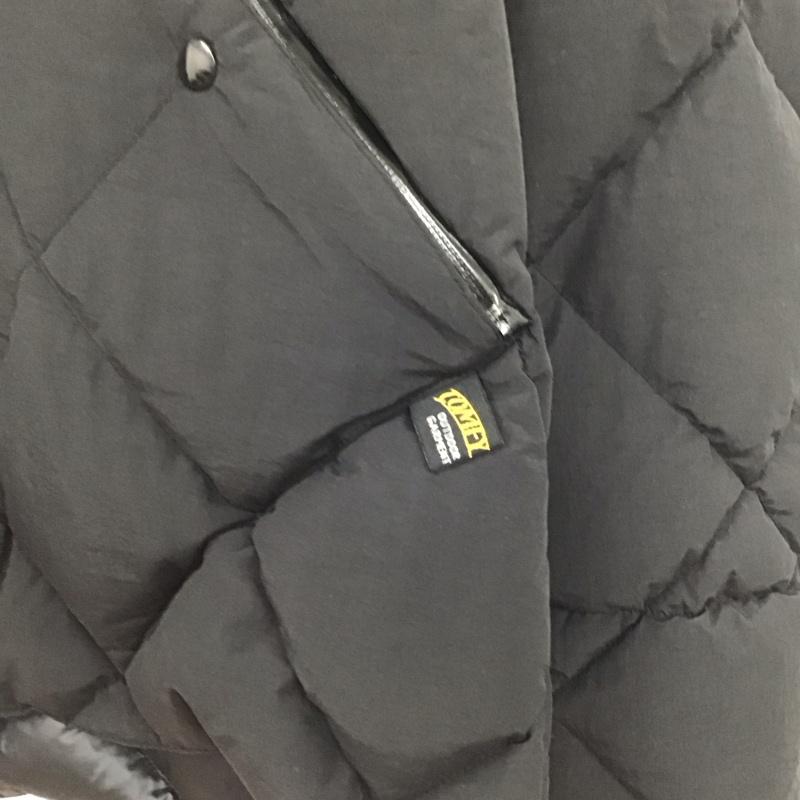 コンフィー comfy ジャケット、上着 ジャンパー、ブルゾン cmf1902-j01c ダウンジャケット ジップアップパーカージャケット M 無地 黒 / ブラック /  メンズ USED 古着 中古 10145705