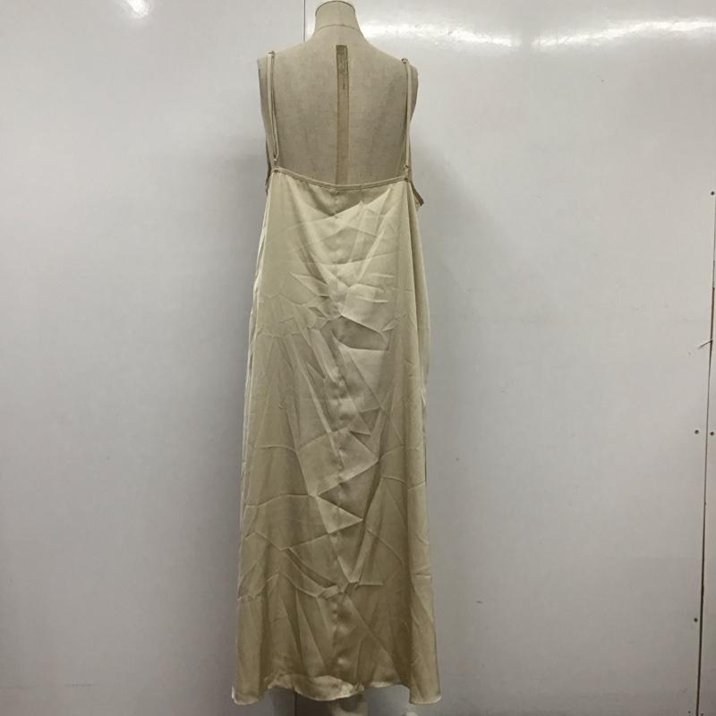 ティティベイト titivate ワンピース ロングスカート XN0888 キャミワンピース M 無地 アイボリー / アイボリー /  レディース USED 古着 中古 10115271