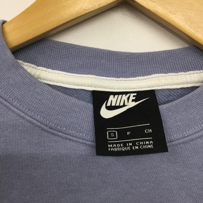 ナイキ NIKE トレーナー 長袖 CN7205-458 ショート丈 スウェット S ロゴ、文字 青 / ブルー / X 水色 / ライトブルー /  レディース USED 古着 中古 10144670
