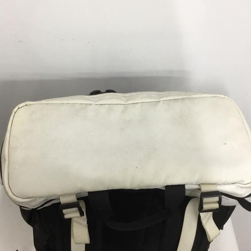 ザノースフェイス THE NORTH FACE リュックサック、デイパック リュックサック、デイバッグ NM81817 BC FUSE BOX 2 ヒューズボックス ロゴ、文字 白 / ホワイト / X 黒 / ブラック /  メンズ USED 古着 中古 10149450