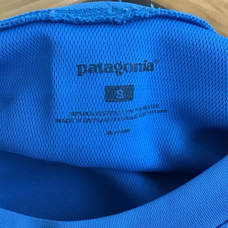 パタゴニア patagonia Tシャツ 半袖 半袖カットソー プリントTシャツ クルーネックカットソー S ロゴ、文字 青 / ブルー / X 紺 / ネイビー /  メンズ USED 古着 中古 10130464