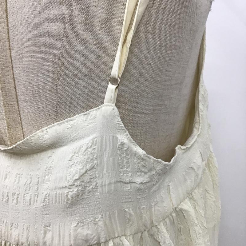 ロペピクニック ROPE  PICNIC ワンピース ロングスカート gde-23110-a マキシワンピース ロングワンピース ジャガードワンピース キャミワンピース 38 総柄 白 / ホワイト /  レディース USED 古着 中古 10105726