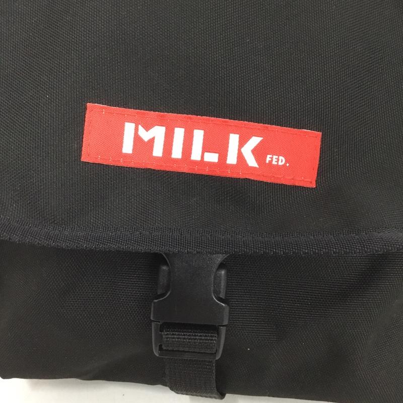 ミルクフェド MILKFED. メッセンジャーバッグ メッセンジャーバッグ 03181049 ショルダーバッグ ボックスロゴ ロゴ、文字 黒 / ブラック /  レディース USED 古着 中古 10142819