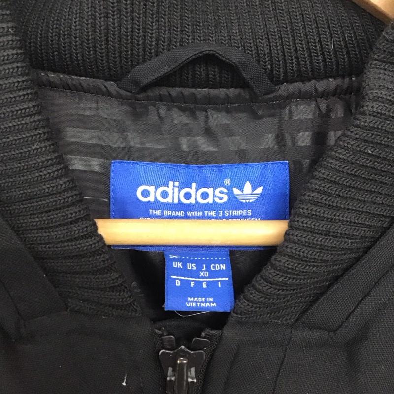 アディダス adidas ジャケット、上着 ジャンパー、ブルゾン ah5758 スーパースターダウンオリジナルス ジップアップジャケット アウター ロゴ、文字 黒 / ブラック /  メンズ USED 古着 中古 10141664