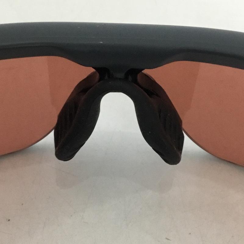 オークリー OAKLEY めがね・サングラス サングラス OO9206-04 RADARLOCK スポーツサングラス ロゴ、文字 黒 / ブラック / X 灰 / グレー /  メンズ USED 古着 中古 10129363