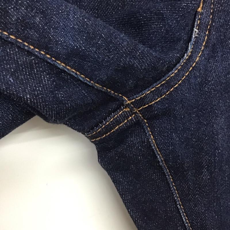 ケンゾージーンズ KENZOJEANS パンツ デニム、ジーンズ khb172 デニムパンツ スリムパンツ カジュアルパンツ ロゴ、文字 インディゴ / インディゴ /  メンズ USED 古着 中古 10148333