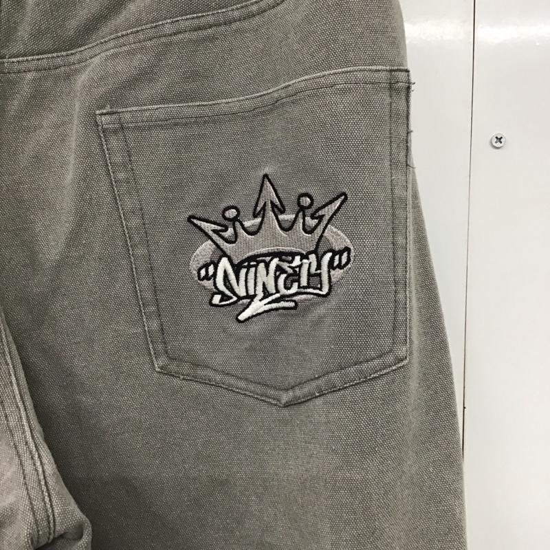ナインティナインティ 9090 パンツ デニム、ジーンズ デニムパンツ ワイドパンツ カジュアルパンツ XL ロゴ、文字 灰 / グレー /  メンズ USED 古着 中古 10140812