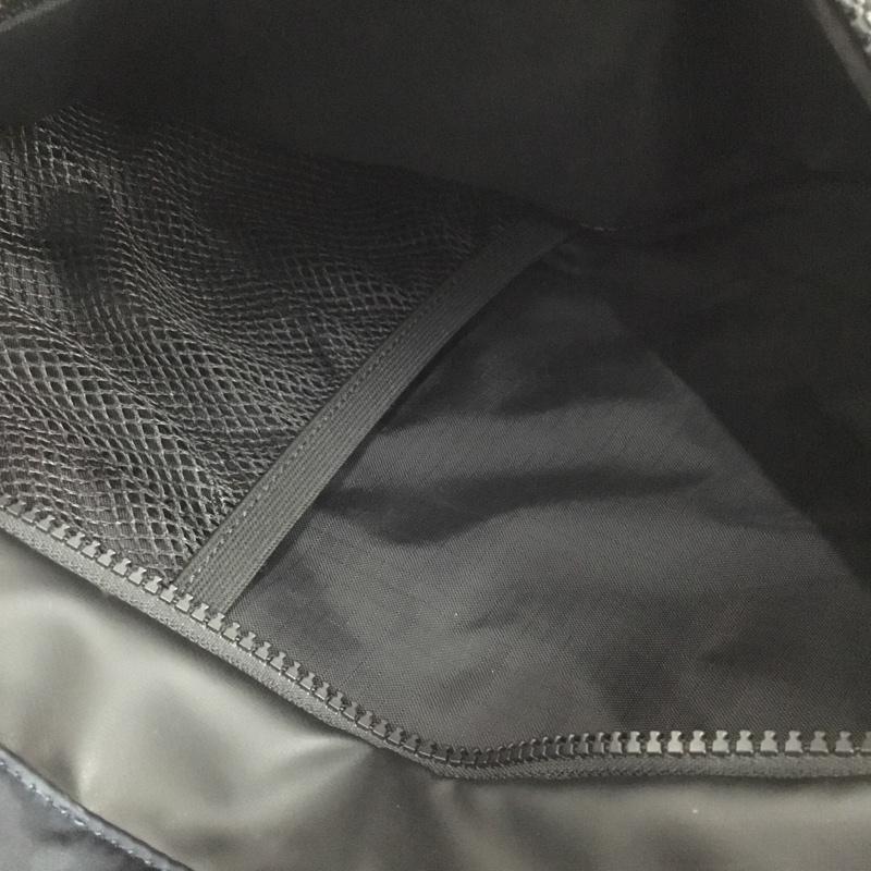 サムソナイト Samsonite リュックサック、デイパック リュックサック、デイバッグ ロゴ、文字 紺 / ネイビー /  メンズ USED 古着 中古 10147731